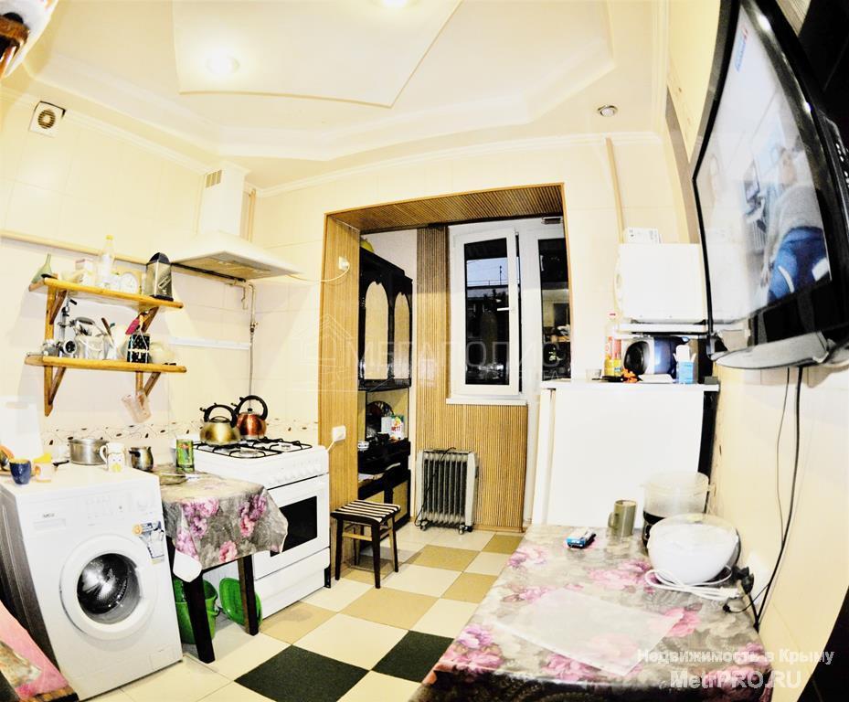 Предлагается к покупке 2 комнатная квартира в Ялте улица Суворовская  Расположена на втором этаже пятиэтажного дома... - 1