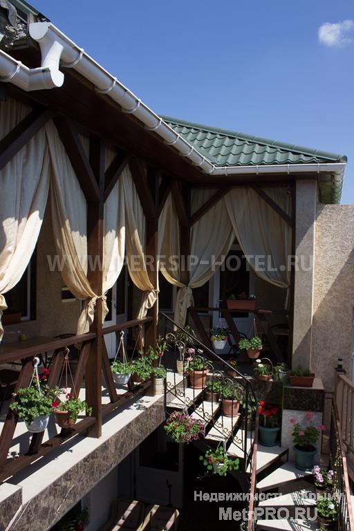 Гостевой дом расположен в г. Евпатории на одной из любимых улиц отдыхающих Симферопольская, на самом берегу моря (15... - 9
