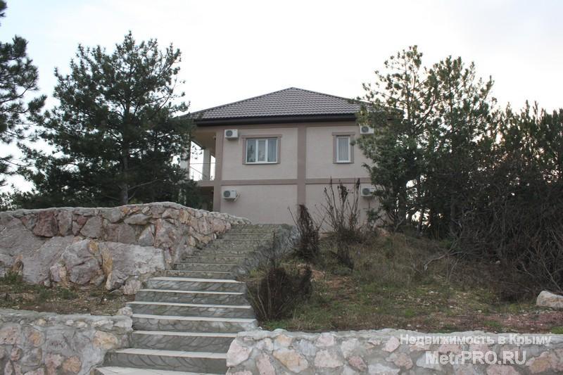 Продается 2-х этажный, новый дом в г. Ялта, Кореиз. Великолепный вид на море и на горы. На территории хвойные... - 31
