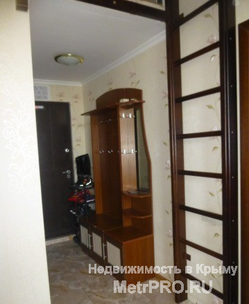 1-к квартира, 30 м², 1/1 эт. Квартира в историческом центре, в 500 м от моря. Потолки 4м. В комнате второй ярус.... - 8