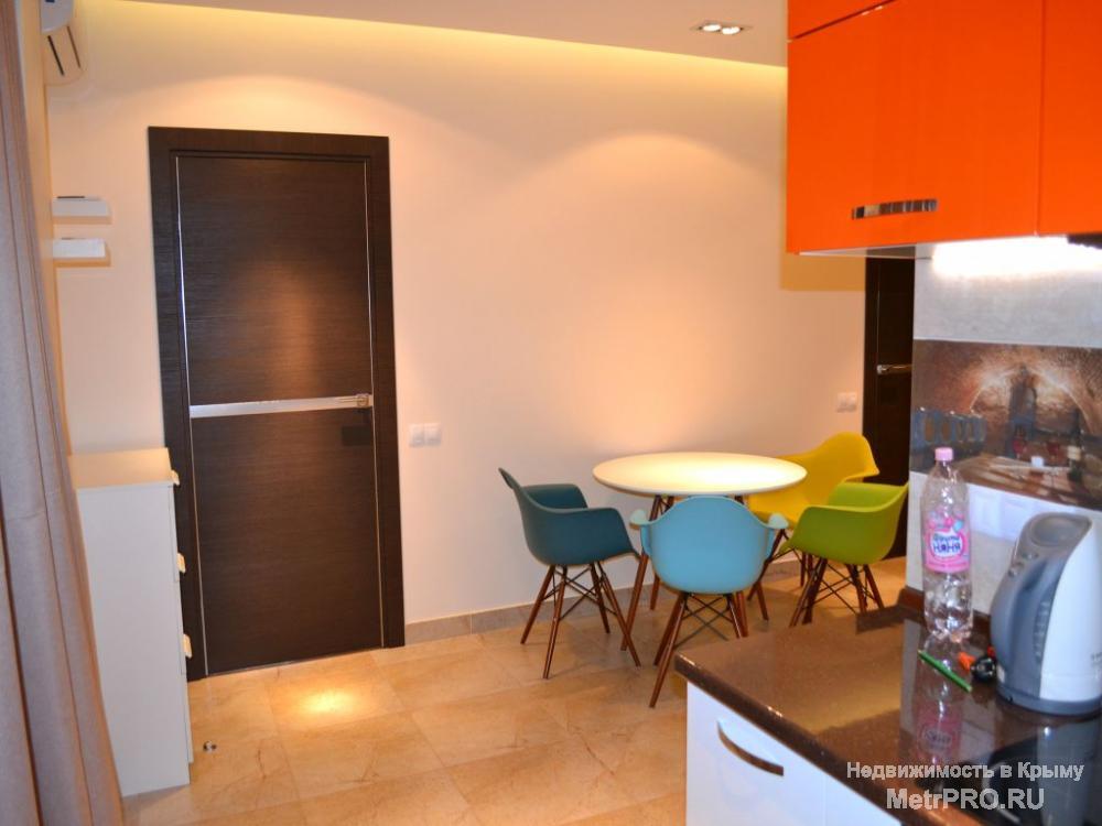 Продается 2 комнатная квартира в современном комплексе в Гурзуфе. Общей площадью 59,6 м2 и располагается на 3 этаже... - 5