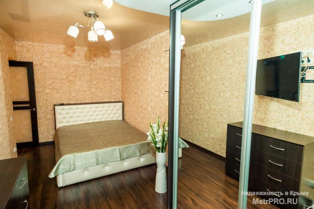 Сдам великолепную 2 комнатную квартиру с дизайнерским евро ремонтом в курортном районе города Феодосия на улице... - 2
