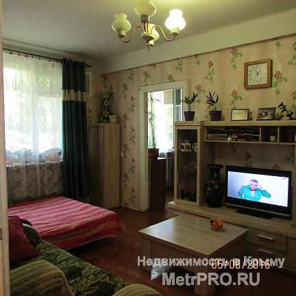 Продается 3х-комнатная квартира на пр-те Ген. Острякова, 41 , остановка 'кинотеатр Москва'. Дом находится во дворе...
