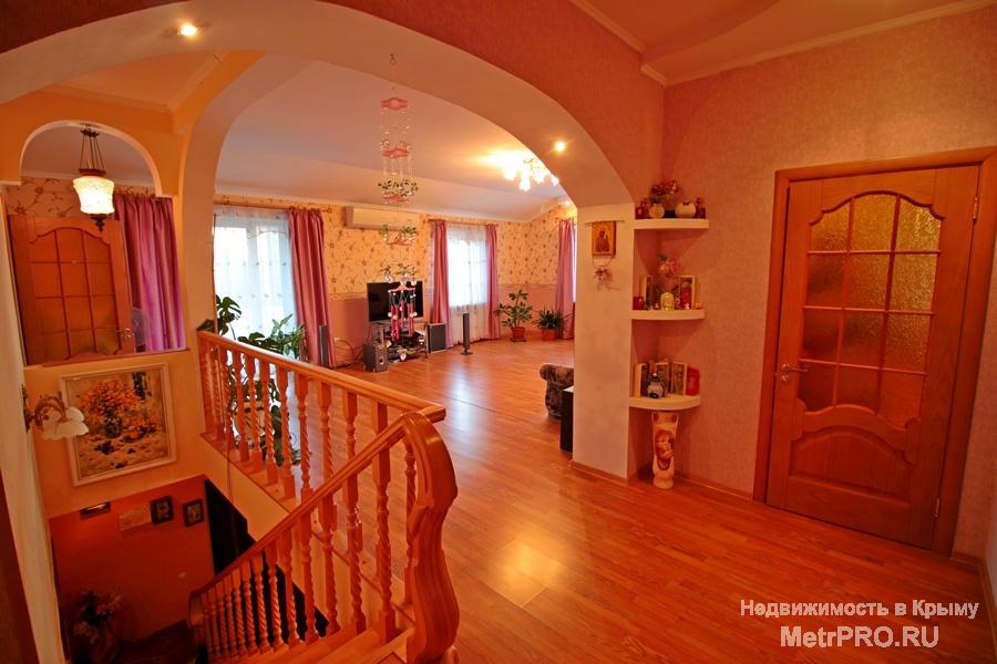 Продается жилой дом, ближний центр расположен район Матюшенко.   Это центральная часть Севастополя, до набережной 5... - 7