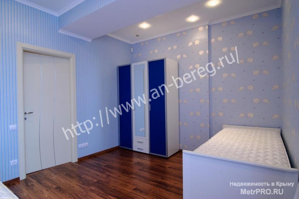 Продается квартира в новом доме в центре Ялты по улице Щорса. Общая площадь 107 кв.м., располагается на 7 этаже в 14... - 5