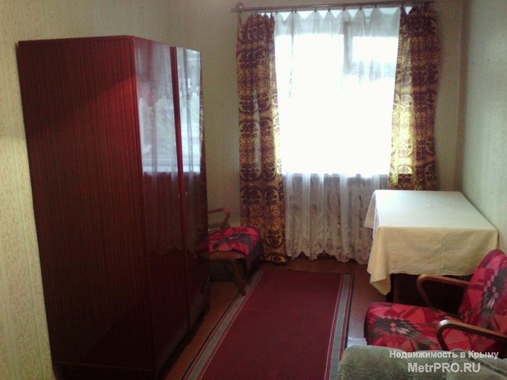 нормальная трёхкомнатная квартира в Гагаринском районе, в квартире вся необходимая мебель и бытовая техника, имеется... - 6
