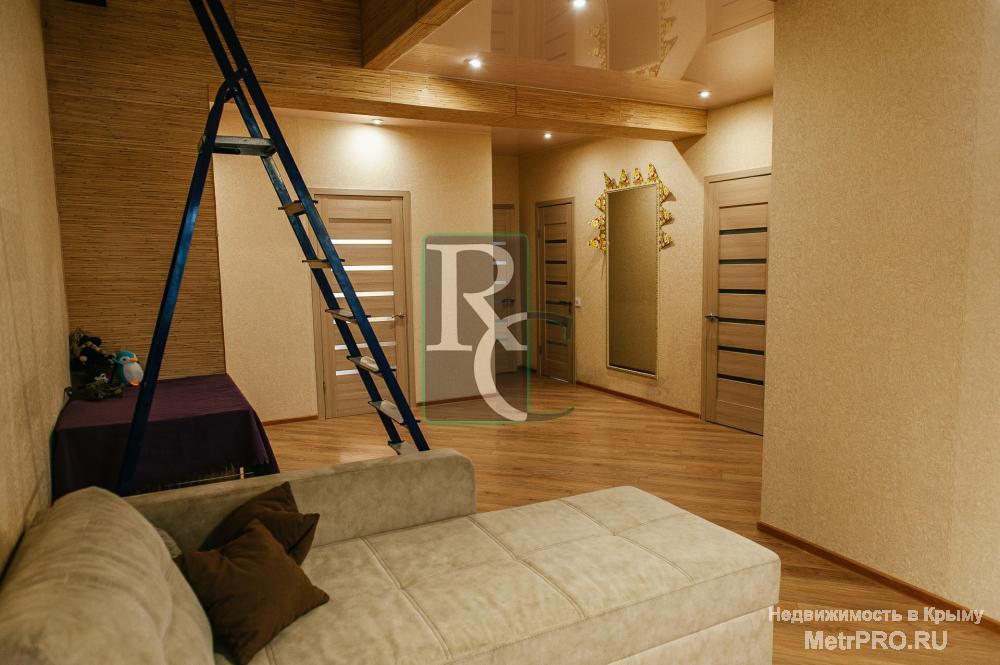 Продается двухуровневая квартира комфорта «люкс» в жилом комплексе «Скальса», общей площадью 165.5 кв.м. На 1-ом... - 3