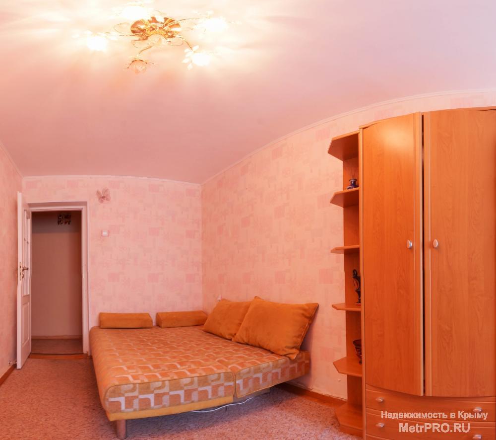 Квартира расположена близко к супермаркету 'Сильпо' на Севастопольской в спальном районе всего в 10 минутах езды от... - 12