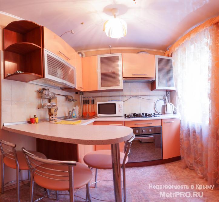Квартира расположена близко к супермаркету 'Сильпо' на Севастопольской в спальном районе всего в 10 минутах езды от... - 13