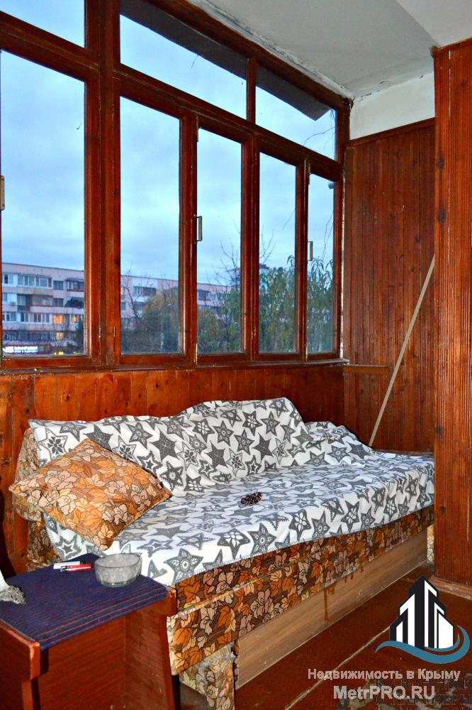 Продаётся просторная 3-х комнатная квартира в одном и лучших районов города Феодосия. Квартира находиться на 2-м... - 4