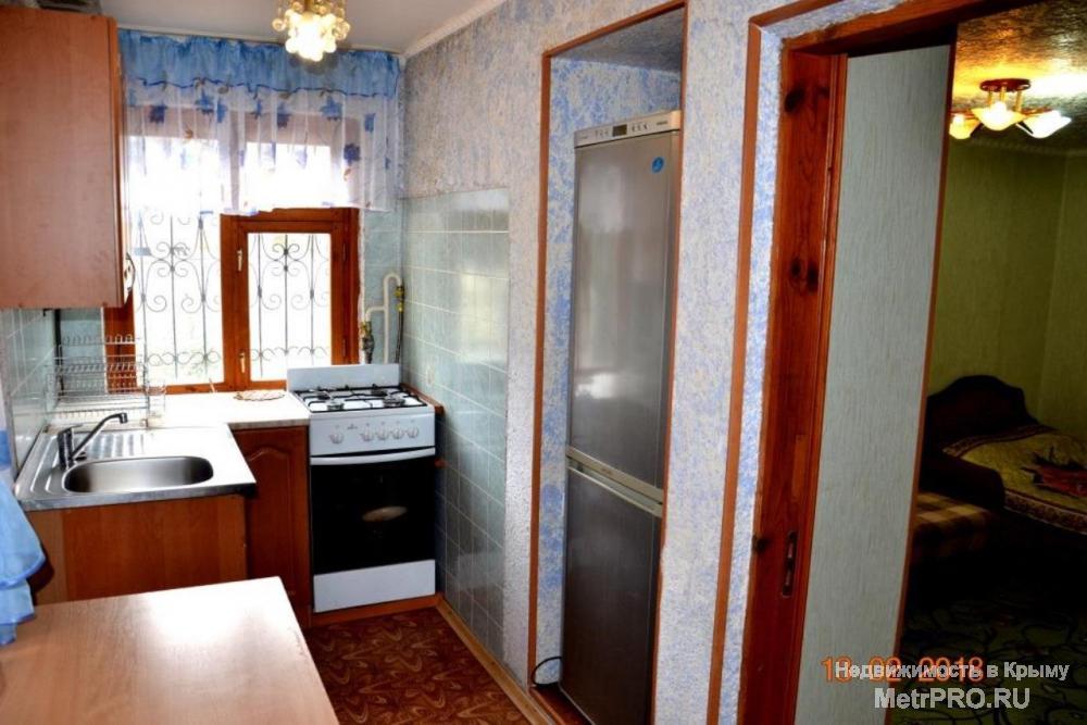 Продам однокомнатную квартиру в Алуште, ул. Краснофлотская. Квартира расположена в двухэтажном доме на 2 м этаже.... - 2