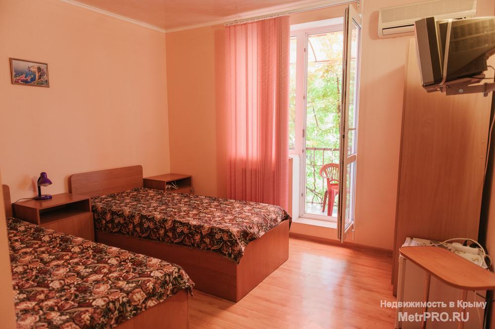 Гостиница расположена в 300 метрах от моря на западном берегу г. Севастополя. Общая площадь гостиницы составляет 450... - 14