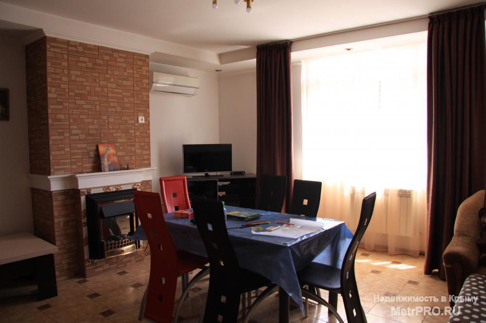 Продается 4-хкомнатная квартира в самом центре города у набережной на ул Игнатенко. Квартира расположена в бутовом... - 3