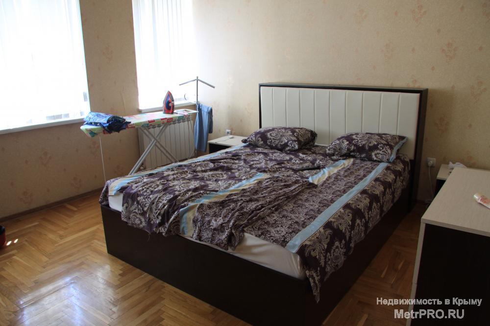 Продается 4-хкомнатная квартира в самом центре города у набережной на ул Игнатенко. Квартира расположена в бутовом... - 11