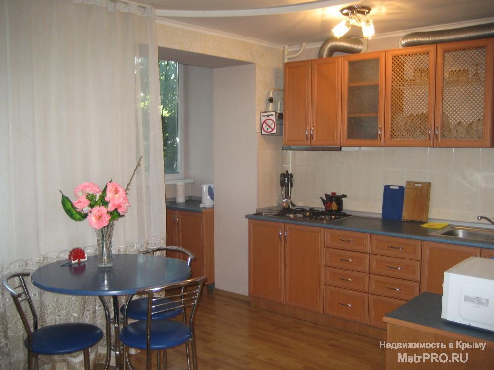 Сдам свою однокомнатную квартиру в районе Павленко, 1/5 дома. В квартире имеется все для комфортного проживания, фен,...