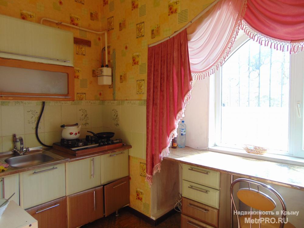 3 200 000 руб Продам уютную 2х комн. квартиру в Балаклаве, ул.Б.Хмельницкого  Квартира очень уютная, находится в... - 2