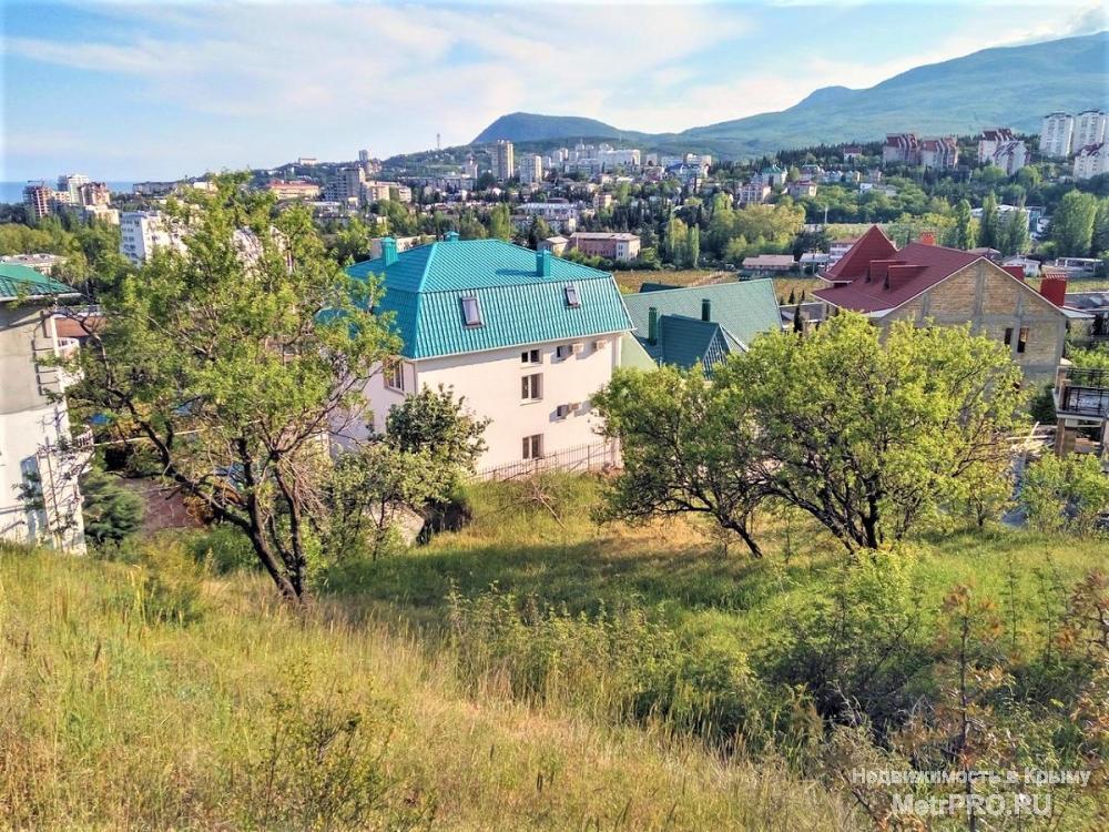 Продажа / Земельные участки, АЛУШТА, 5 200 000 р. Продам, земельный участок 6 сот. ИЖС, г. Алушта, расположен в элитном месте среди шикарных домов, асфальтированный...