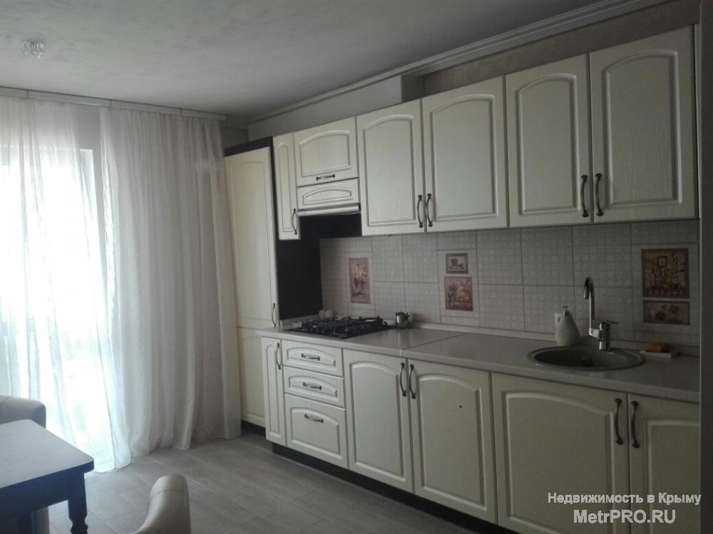 Предлагается к продаже 1 комнатная 2-х уровневая квартира у моря в новом доме в бухте Казачьей по адресу ул.... - 2