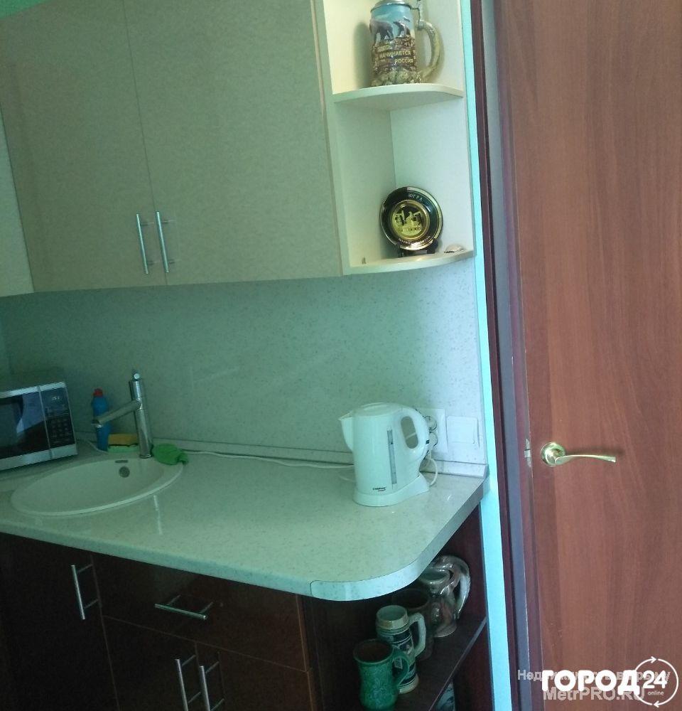 Продается уютная 2 комнатная квартира в Коктебеле ул. Арматлукская д 10б. Квартира расположена на 4 этаже нового 6... - 9