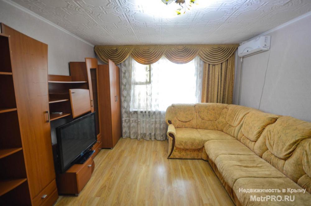 Продам отличную трёхкомнатную квартиру в одном из самых востребованных, развитых микрорайонов Севастополя.  Идеальна... - 11