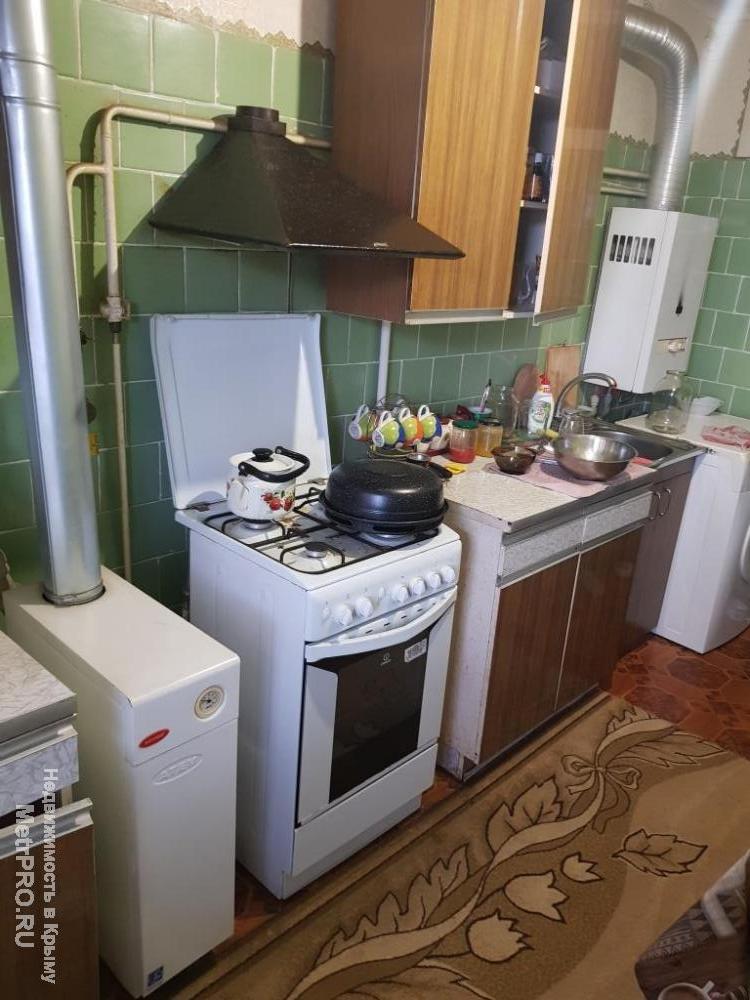 Продажа / 2-комнатные, Саки, Вокзальная улица, 3 100 000 р. Код объекта 11391534. Продам двухкомнатную квартиру 48/26/9 кв. м на втором этаже двухэтажного блочного дома по...