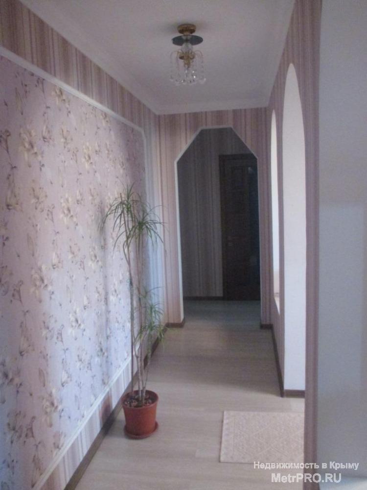 Продажа / 3-комнатные, Саки, 4 300 000 р. Код объекта 11391504. Продаётся трёхкомнатная квартира 73 кв. м, расположенная на третьем этаже пятиэтажного... - 10