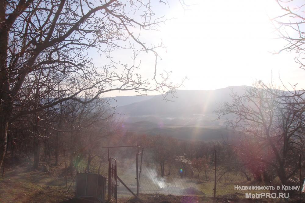 В горном Крыму, на краю верхнего Солнечноселья продается участок ИЖС 15 соток с панорамным видом на Бельбекскую... - 1
