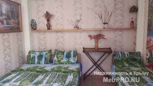 Лето в Крыму - это лето в Феодосии!   2-3-местные номера со всеми удобствами и Wi-Fi, милый дворик, радушный приём,... - 5