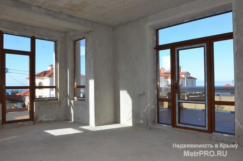 Новый дом на берегу моря в Севастополе, наб. А. Первозванного.  Дом 2-х этажный, 380 м2. В доме 4 комнаты, сделана... - 33