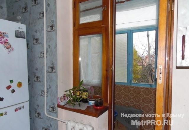 Продам 4-х комнатную квартиру в очень хорошем районе и с очень хорошим расположением : Крымский рынок 4 минуты, море... - 3