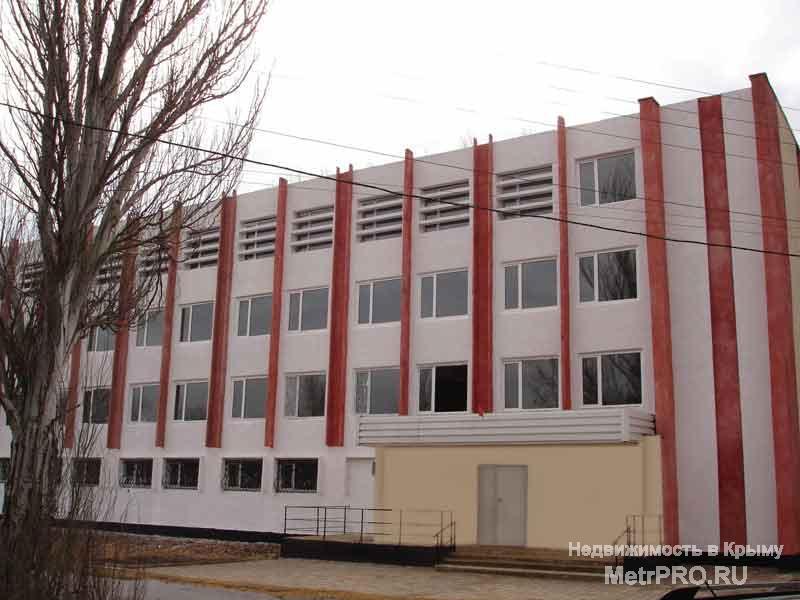 Продам четырехэтажное здание в Крыму  Продам здание, расположенное в центре города Керчь. Кадастровый номер...