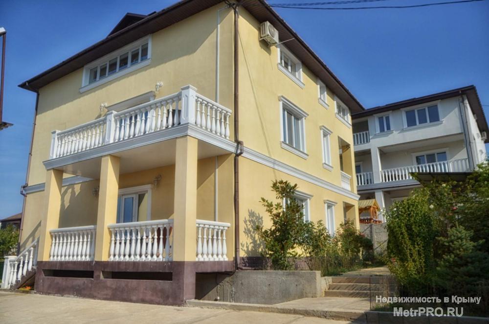 Великолепное предложение: дом для большой семьи из двух-трех поколений, 300 м2, в Нахимовском районе Севастополя, ул....
