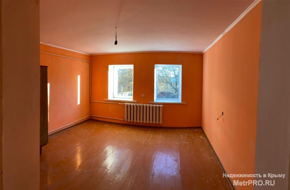 Продам трёхкомнатный дом под Феодосией  в с. Владиславовка общей площадью 70 м.кв. В доме кухня, совмещённый санузел.... - 3
