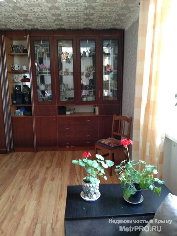 Собственник продает однокомнатную квартиру, площадью 36 /18/7 кв. м. + лоджия (на кухне) в г. Симферополе ул. Маршала... - 1