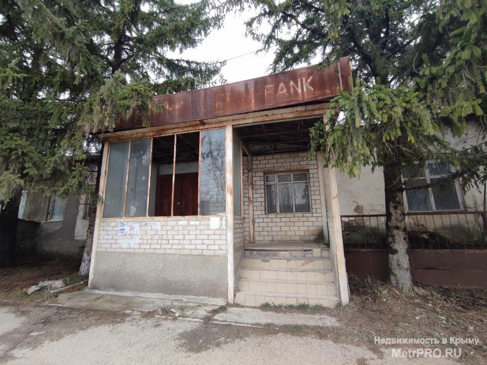 Продается коммерческое здание в центре города Старый Крым (Кировский район Республики Крым).  Общая площадь – 266 кв....