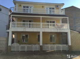 3-этажный дом 210 м² (кирпич) на участке 4 сот., 25 км до города...