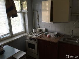 Срочно продам 3х комн. Квартиру в р-н колхозного рынка, сост....