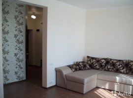 квартира с евро ремонтом,3эт(без лифта),комнаты изолированы,бытовая...