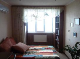 г Феодосия, ул Строительная, 3-х ком квартира, 80 кв. м.Квартира...