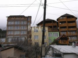Продаём двухкомнатную видовую квартиру в Алупке на улице Щепкина....