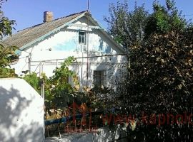 Срочно продается дом в с.Тепловка общей площадью 55 кв.м. Во дворе...