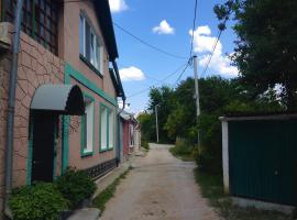 Продам свой двухэтажный дом в тихом центре города Севастополь,...