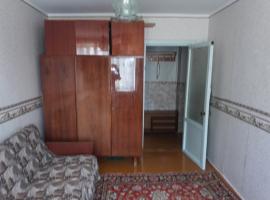 Сдам 2 комнаты в 3кк (одна закрыта) на улице Адмирала Юмашева,...